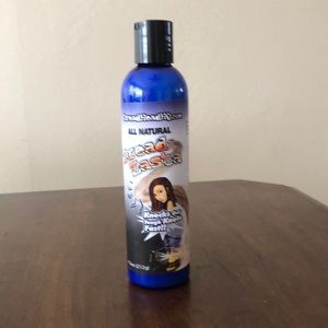 Takes out knots in your hair